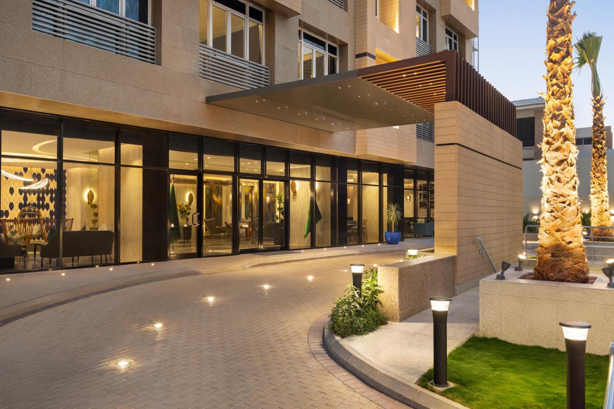 Hotel Mercure Al Anoud 4*